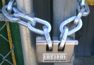 (image for) Chain Lockdown 10mmx8' W/Lock